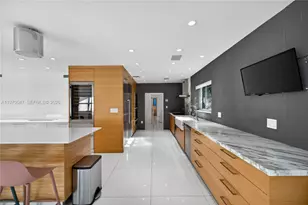 1000 N Shore Dr, Miami Beach, FL 33141 - Photo 13