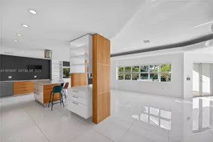 1000 N Shore Dr, Miami Beach, FL 33141 - Photo 21