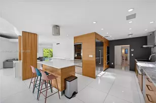 1000 N Shore Dr, Miami Beach, FL 33141 - Photo 13