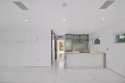 1000 N Shore Dr #0, Miami Beach, FL 33141 - Photo 45