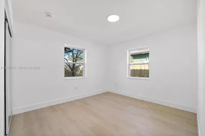 2241 Hope St, Hollywood, FL 33020 - Photo 11