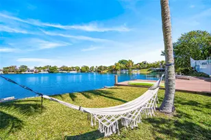 2091 NE 191st Dr, North Miami Beach, FL 33179 - Photo 5