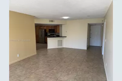 9001 Wiles Rd #204, Coral Springs, FL 33067 - Photo 7