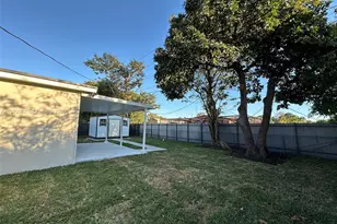 1910 NW 191st St, Miami Gardens, FL 33056 - Photo 33