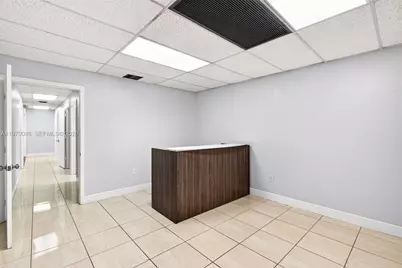 6447 Miami Lakes Dr E #225, Miami Lakes, FL 33014 - Photo 5