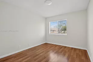 1343 Sussex Dr, North Lauderdale, FL 33068 - Photo 21