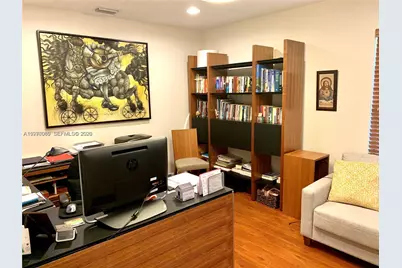 1040 Sandalwood Ln, Weston, FL 33326 - Photo 17