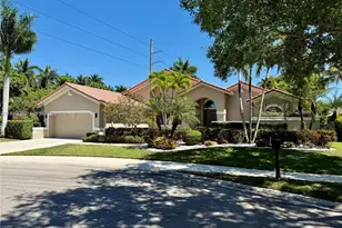 1040 Sandalwood Ln, Weston, FL 33326 - Photo 1
