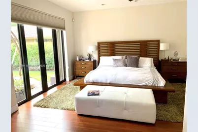 1040 Sandalwood Ln, Weston, FL 33326 - Photo 13