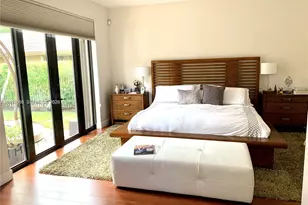 1040 Sandalwood Ln, Weston, FL 33326 - Photo 13