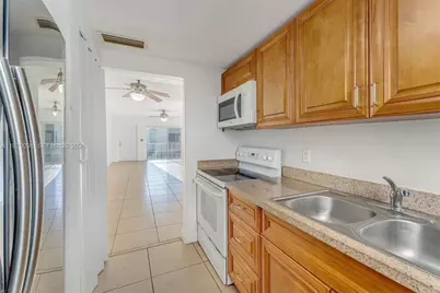 1142 99th St #23, Bay Harbor Islands, FL 33154 - Photo 7