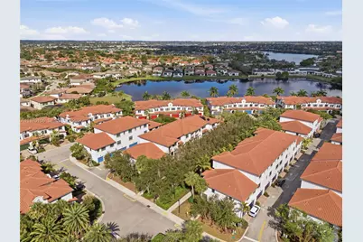 11349 SW 14th St, Pembroke Pines, FL 33025 - Photo 5