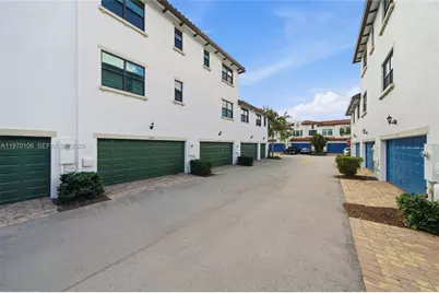 11349 SW 14th St, Pembroke Pines, FL 33025 - Photo 43