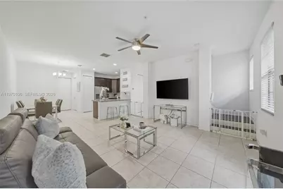 11349 SW 14th St, Pembroke Pines, FL 33025 - Photo 17