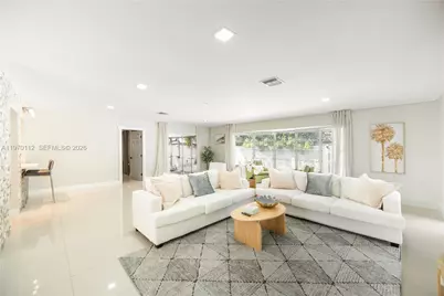 2121 NE 62nd St, Fort Lauderdale, FL 33308 - Photo 3