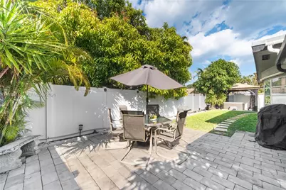 2121 NE 62nd St, Fort Lauderdale, FL 33308 - Photo 29