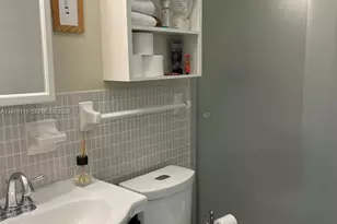 2230 NE 56th Pl, Fort Lauderdale, FL 33308 - Photo 29