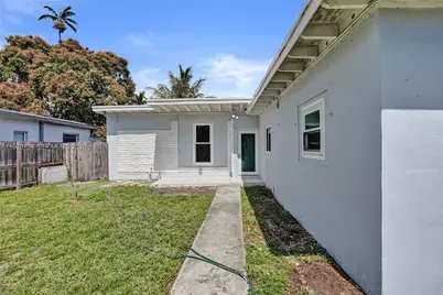 335 NW 109th St, Miami, FL 33168 - Photo 39