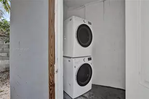 335 NW 109th St, Miami, FL 33168 - Photo 31