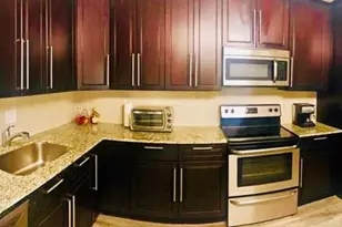 2200 NE 33rd Ave, Fort Lauderdale, FL 33305 - Photo 9