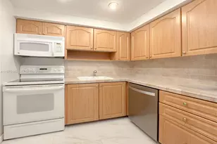 555 Crandon Blvd, Key Biscayne, FL 33149 - Photo 13