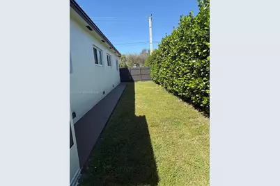 5870 NW 38th St, Virginia Gardens, FL 33166 - Photo 11