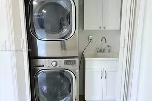 16618 NW 73rd Ave, Miami Lakes, FL 33014 - Photo 5