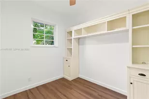 1009 Meridian Ave, Miami Beach, FL 33139 - Photo 23