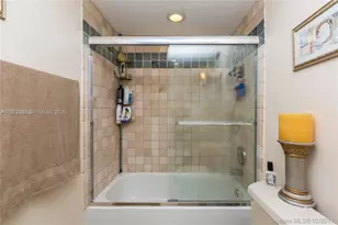 2500 Parkview Dr, Hallandale Beach, FL 33009 - Photo 21