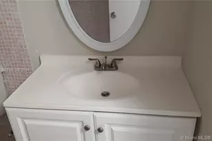 1540 NE 191st St, Miami, FL 33179 - Photo 13