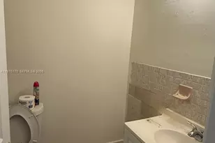 4001 NW 31st Ave, Lauderdale Lakes, FL 33309 - Photo 13