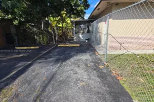 4001 NW 31st Ave, Lauderdale Lakes, FL 33309 - Photo 7