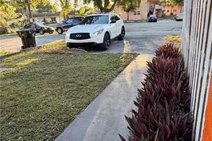 948 SW 74th Ave, North Lauderdale, FL 33068 - Photo 29