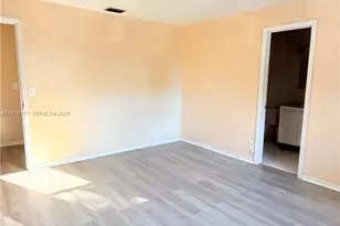 948 SW 74th Ave, North Lauderdale, FL 33068 - Photo 23