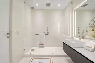 5 Grove Isle Dr, Coconut Grove, FL 33133 - Photo 23