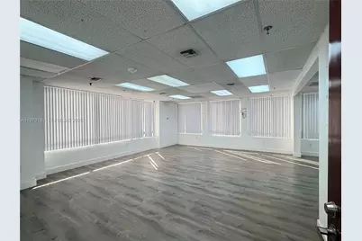 2100 W 76th St #205, Hialeah, FL 33016 - Photo 9