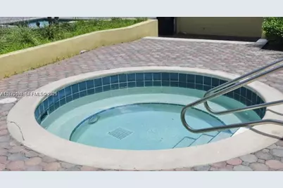 1791 NW 96th Ter #4F, Pembroke Pines, FL 33024 - Photo 11