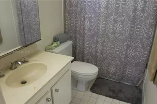 901 Hillcrest Dr, Hollywood, FL 33021 - Photo 5