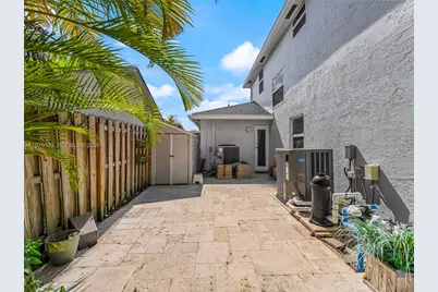 10281 NW 32nd St, Sunrise, FL 33351 - Photo 49