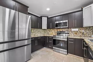 10281 NW 32nd St, Sunrise, FL 33351 - Photo 5