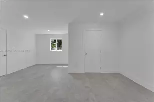 521 NW 33rd Ave, Miami, FL 33125 - Photo 25