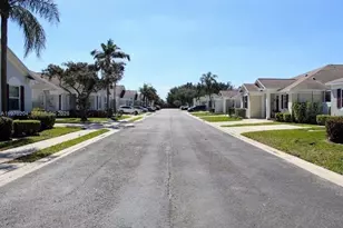 5911 Kelsey Ln, Tamarac, FL 33321 - Photo 5