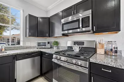 5911 Kelsey Ln, Tamarac, FL 33321 - Photo 15