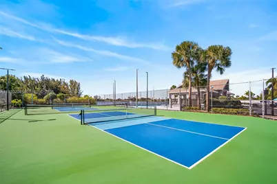 5911 Kelsey Ln, Tamarac, FL 33321 - Photo 31