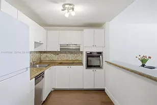 19390 Collins Ave, Sunny Isles Beach, FL 33160 - Photo 7