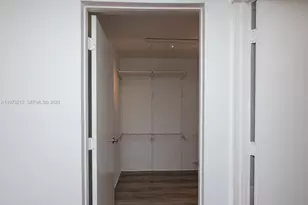 900 Bay Dr, Miami Beach, FL 33141 - Photo 25