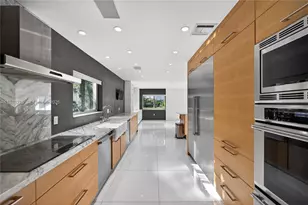 1000 N Shore Dr, Miami Beach, FL 33141 - Photo 1