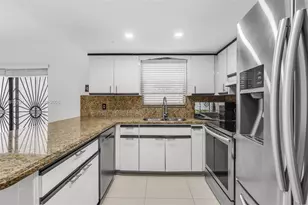 9940 SW 136th Ct, Miami, FL 33186 - Photo 7