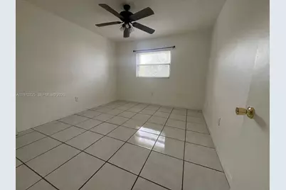 4275 NW South Tamiami Canal Dr #2-312, Miami, FL 3326 - Photo 9