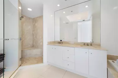 100 S Pointe Dr #2101, Miami Beach, FL 33139 - Photo 37